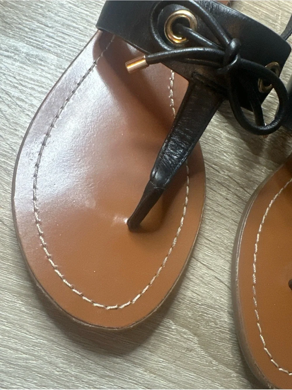 Kate Spade Black Leather T Strap Bow Carolina Sandals Women's US 8 M Thong